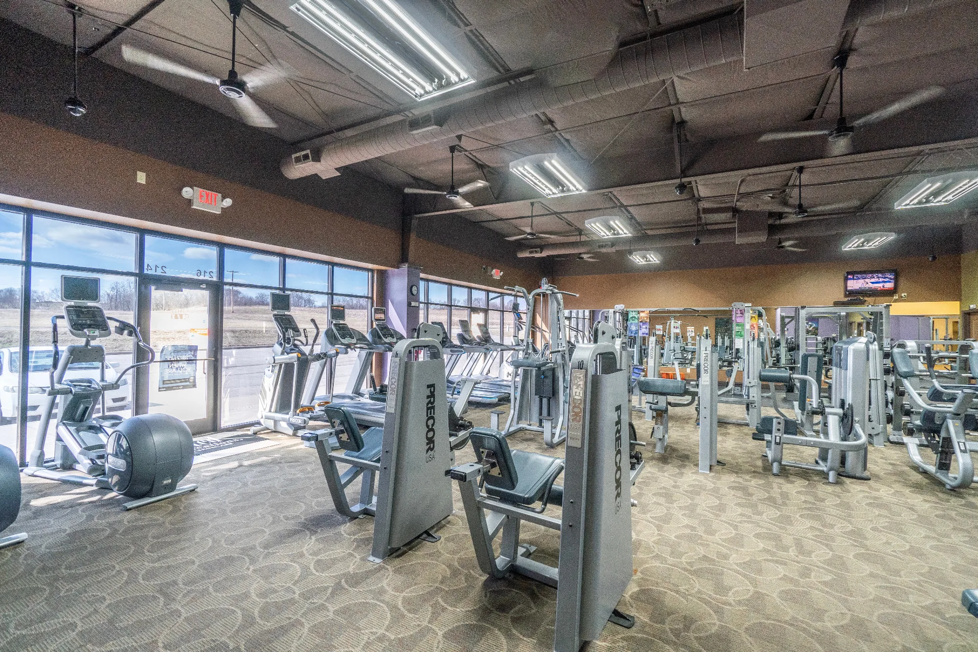 Active 24/7 gym floor